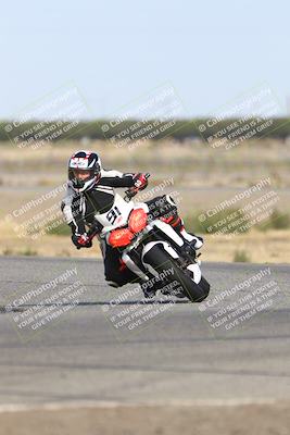 media/Oct-13-2025-Lets Ride (Mon) [[1a1cd08581]]/B Group/1020am (Sweeper)/